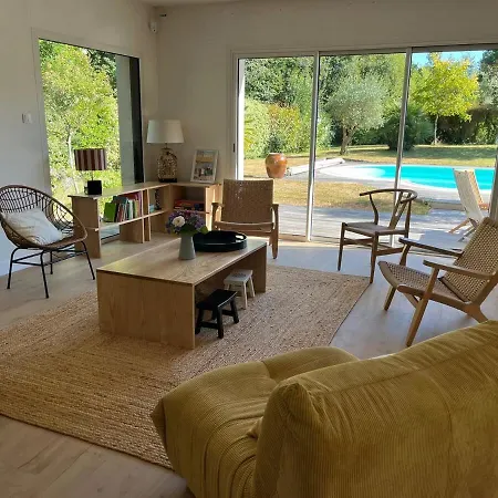 Villa Ker Bed Mesquer